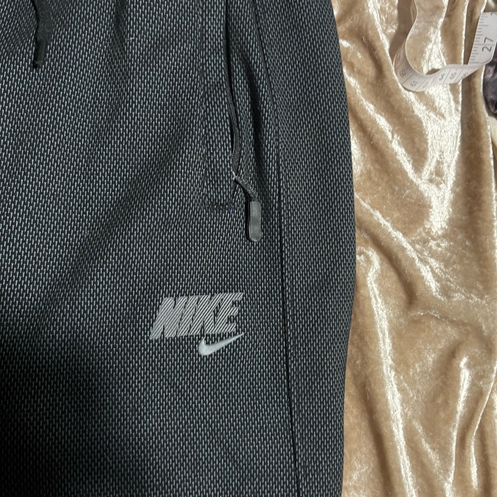 Nike joggers